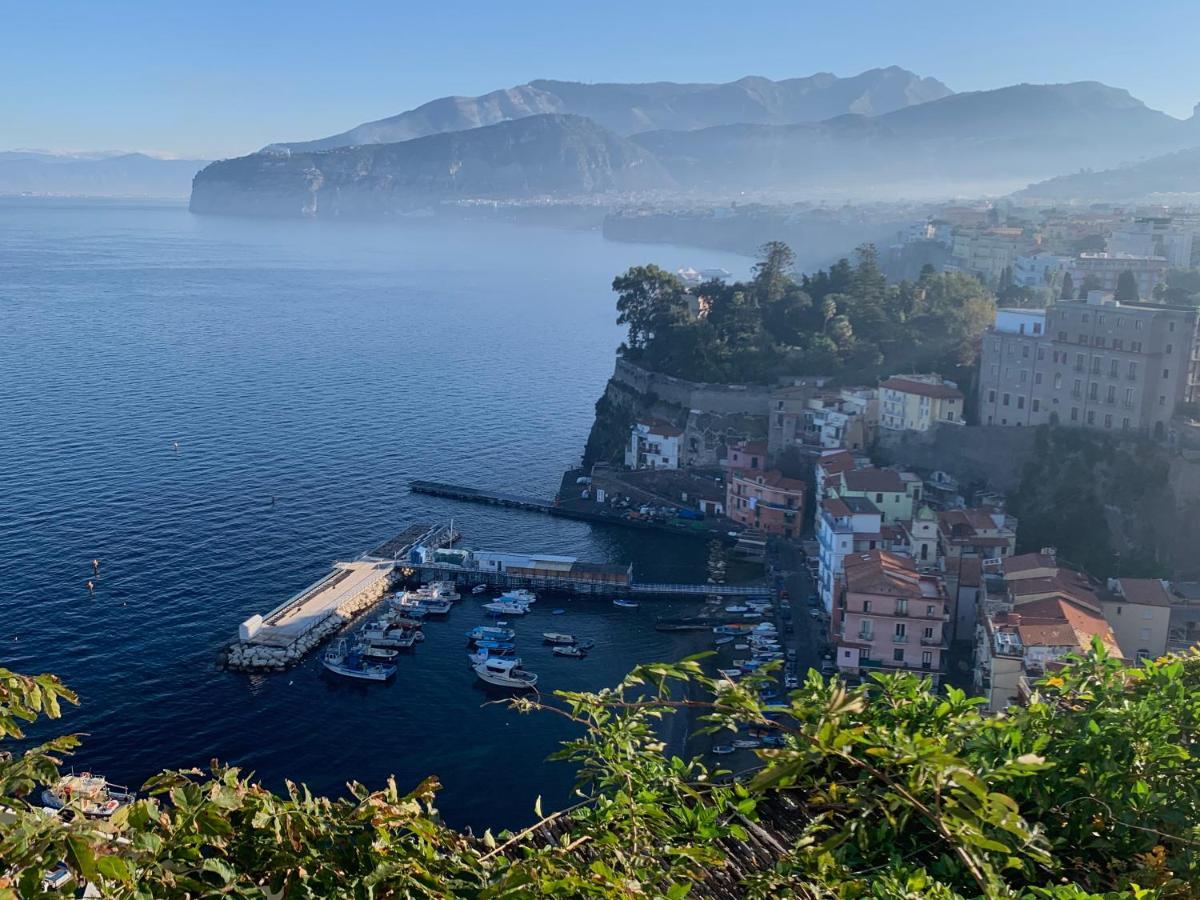 Aparthotel la dimora di Cornelia Sorrento Esterno foto